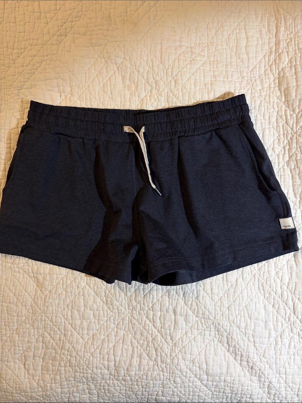 Vuori halo performance shorts